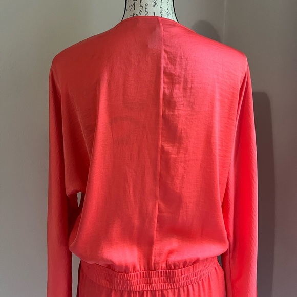 BCBGMaxAzria Coral Blouse - Picture 4 of 9